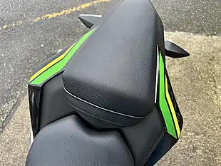 Used 2025 Kawasaki Z125 Br Green - Interior and Exterior details 6