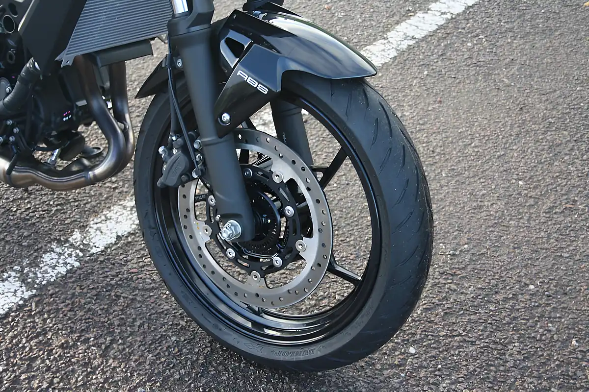Used 2025 Kawasaki Z500 Black/Grey - Interior and Exterior details 14