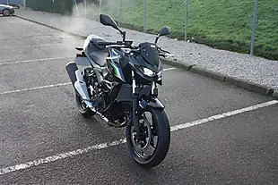 Used 2025 Kawasaki Z500 Black/Grey - Interior and Exterior details 4