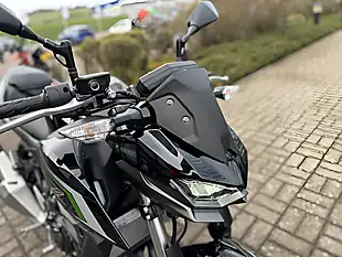 Used 2025 Kawasaki Z500 S Black/Grey - Interior and Exterior details 14