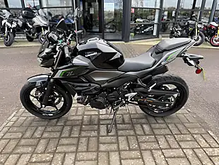 Used 2025 Kawasaki Z500 S Black/Grey - Interior and Exterior details 6