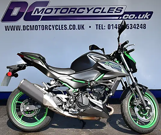 2025 Kawasaki Z500 SE (45 ps)