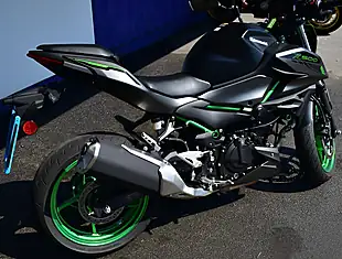 Used 2025 Kawasaki Z500 Se Green - Interior and Exterior details 16