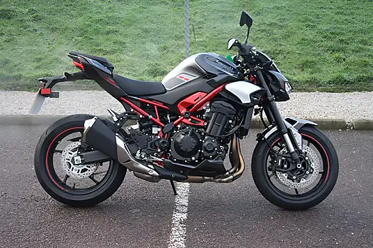 2025 Kawasaki Z900 900cc