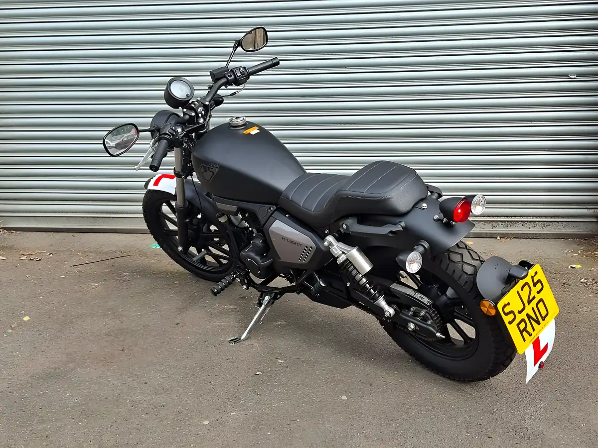 Used 2025 Keeway K-Light 125 Black - Interior and Exterior details 7
