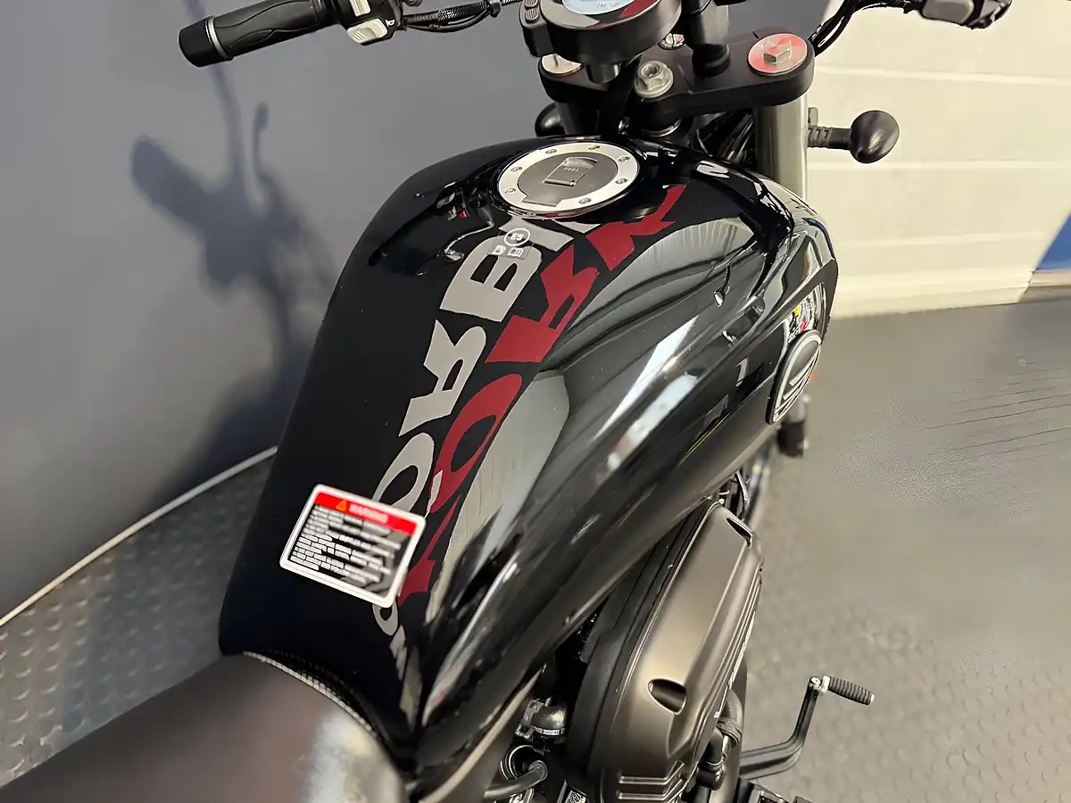 Used 2025 Keeway Rkv 125 C - Interior and Exterior details 12