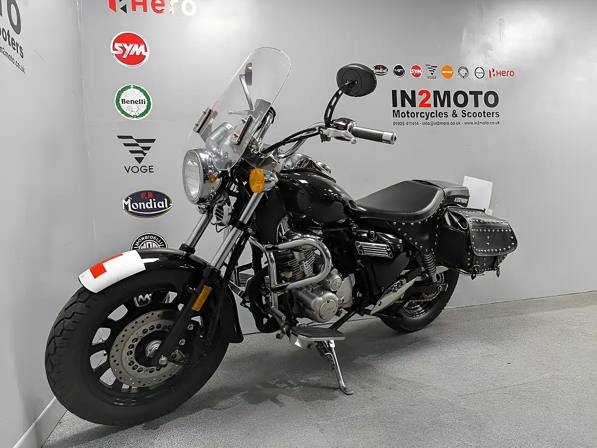 Used 2025 Keeway Superlight Se Black - Interior and Exterior details 13