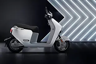 Used 2025 Keeway Versilia Black - Interior and Exterior details 16