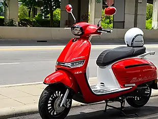 Used 2025 Keeway Versilia Black - Interior and Exterior details 2