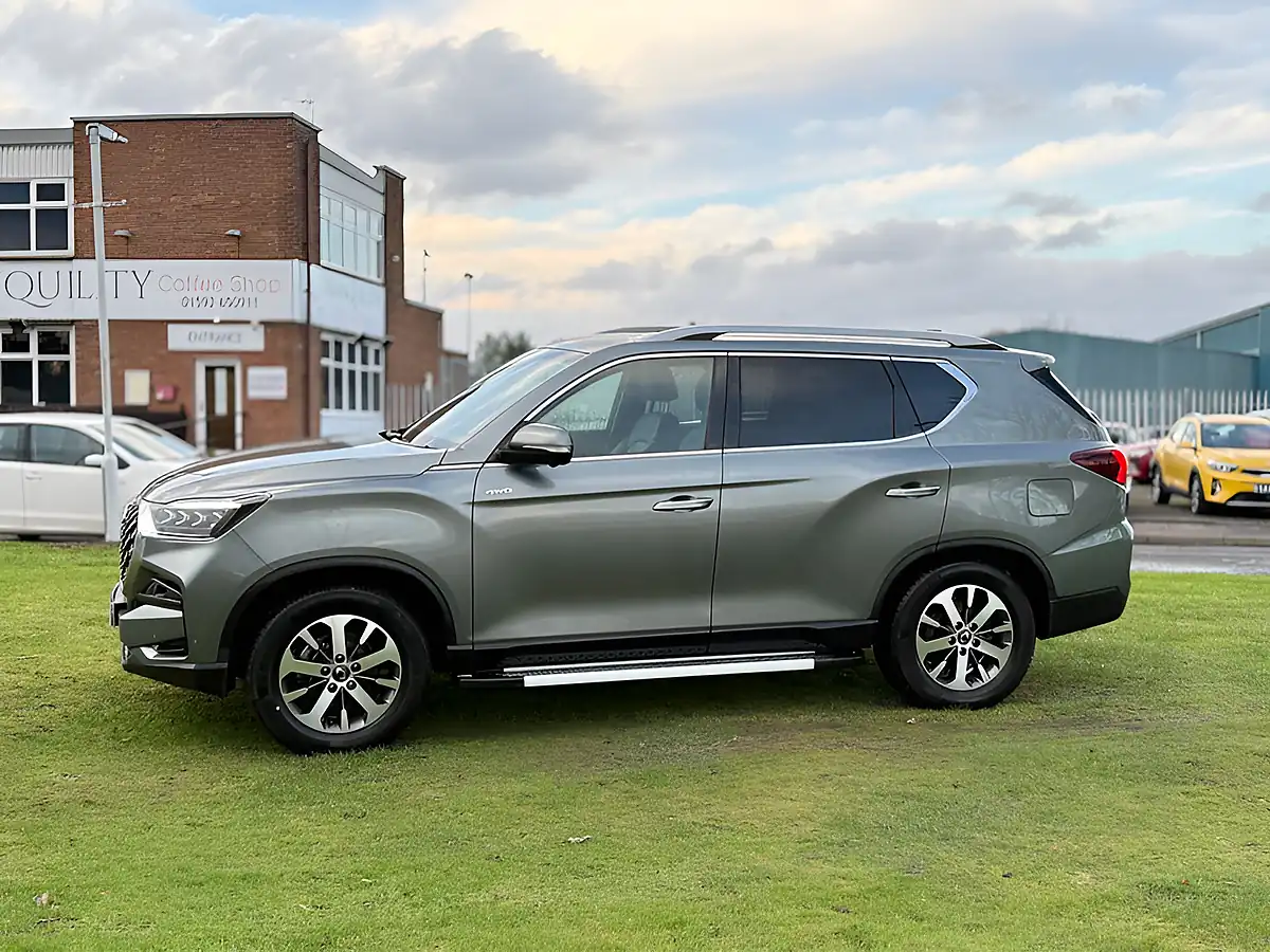 Used 2025 KGM Rexton K40 Grey - Interior and Exterior details 5