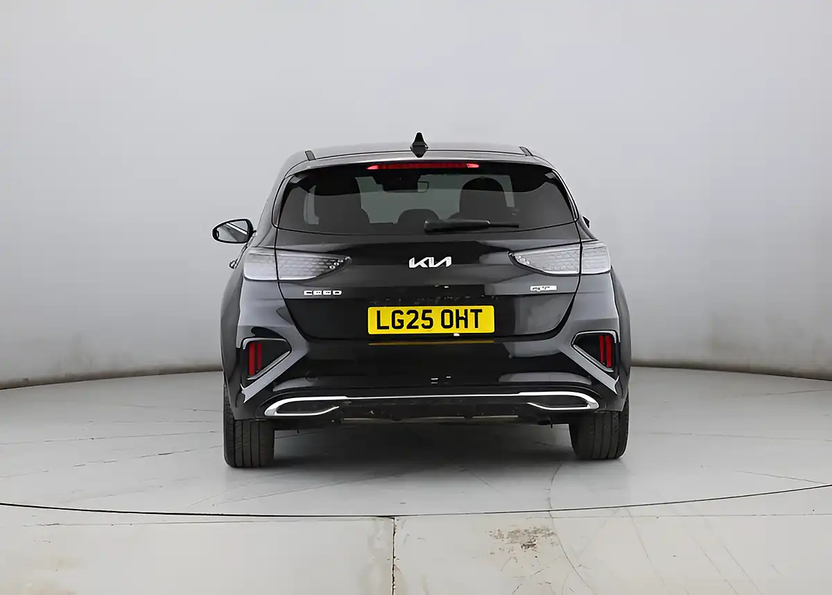 Used 2025 Kia Ceed GT-Line Black - Interior and Exterior details 4