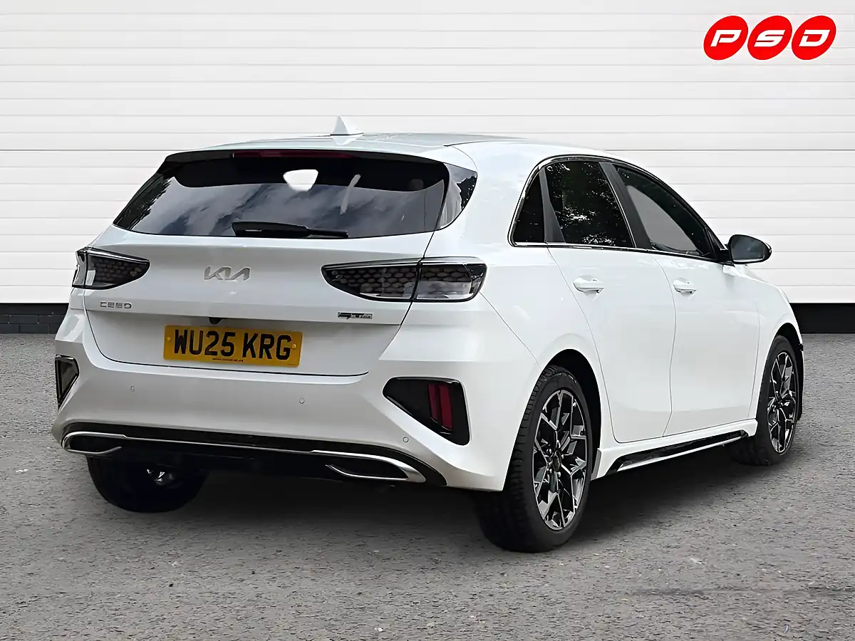 Used 2025 Kia Ceed GT-Line Fusion White - Interior and Exterior details 7