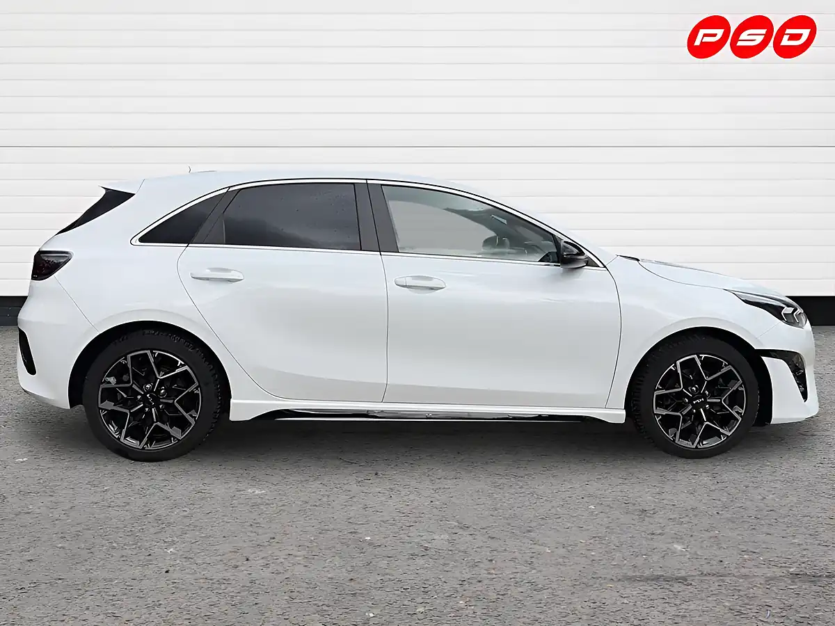 Used 2025 Kia Ceed GT-Line Fusion White - Interior and Exterior details 8