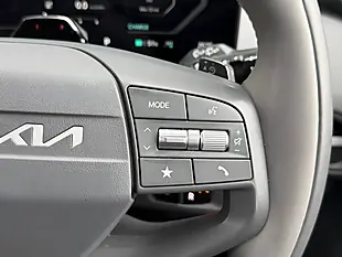 Used 2025 Kia EV3 Air Silver - Interior and Exterior details 14
