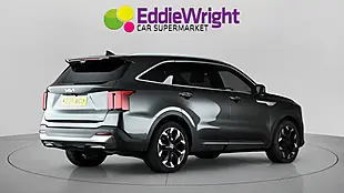 Used 2025 Kia Sorento 4 Grey - Interior and Exterior details 7