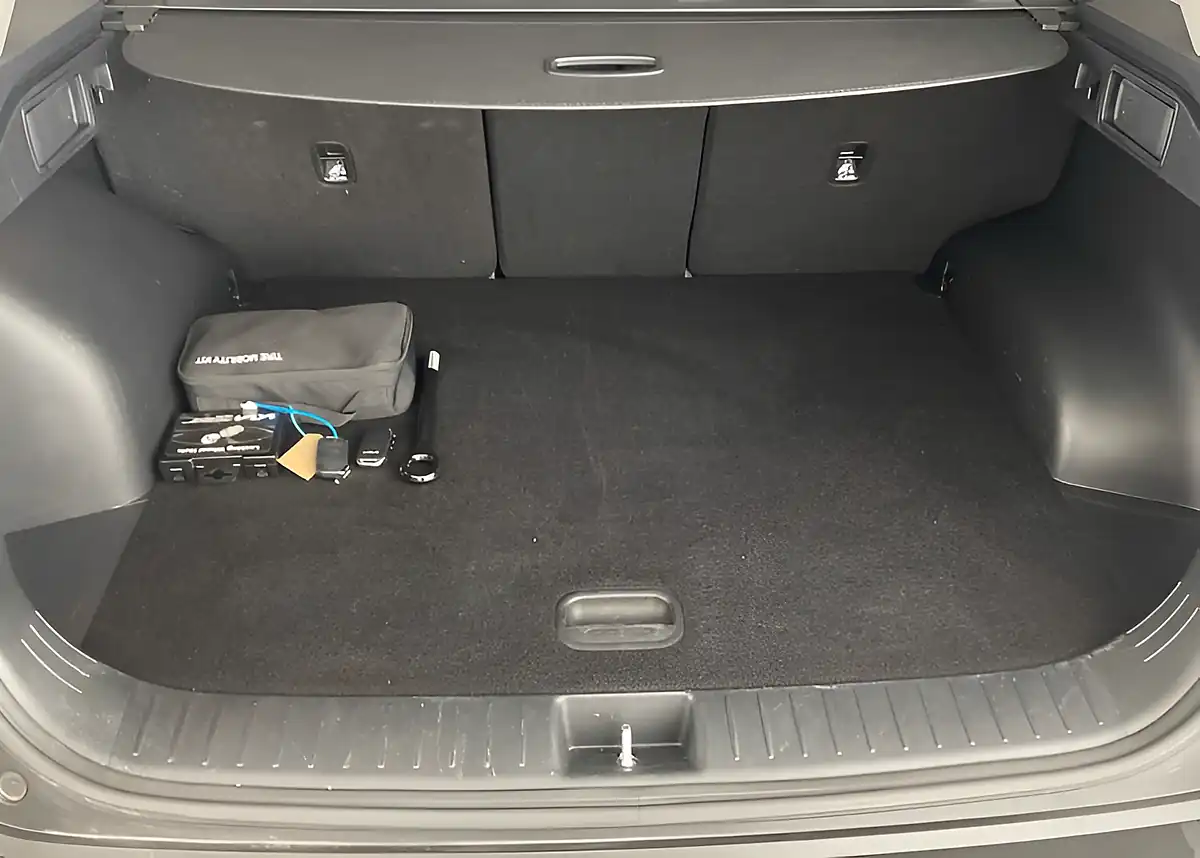 Used 2025 Kia Sportage 3 Black - Interior and Exterior details 13