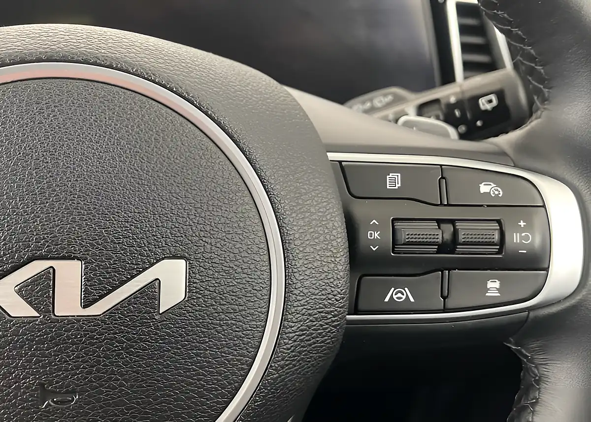 Used 2025 Kia Sportage 3 Black - Interior and Exterior details 20
