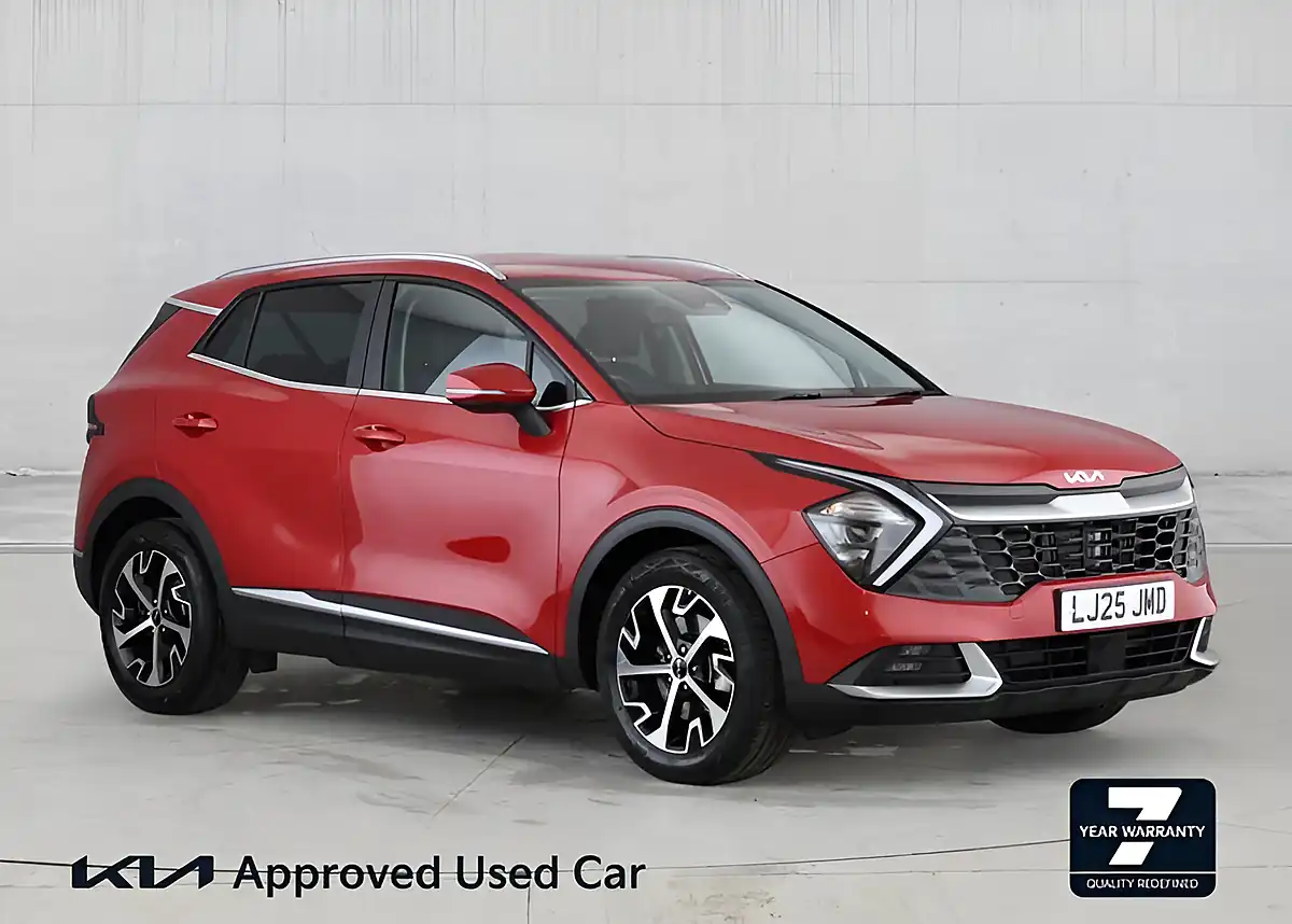 Used 2025 Kia Sportage '3' Red - Front View