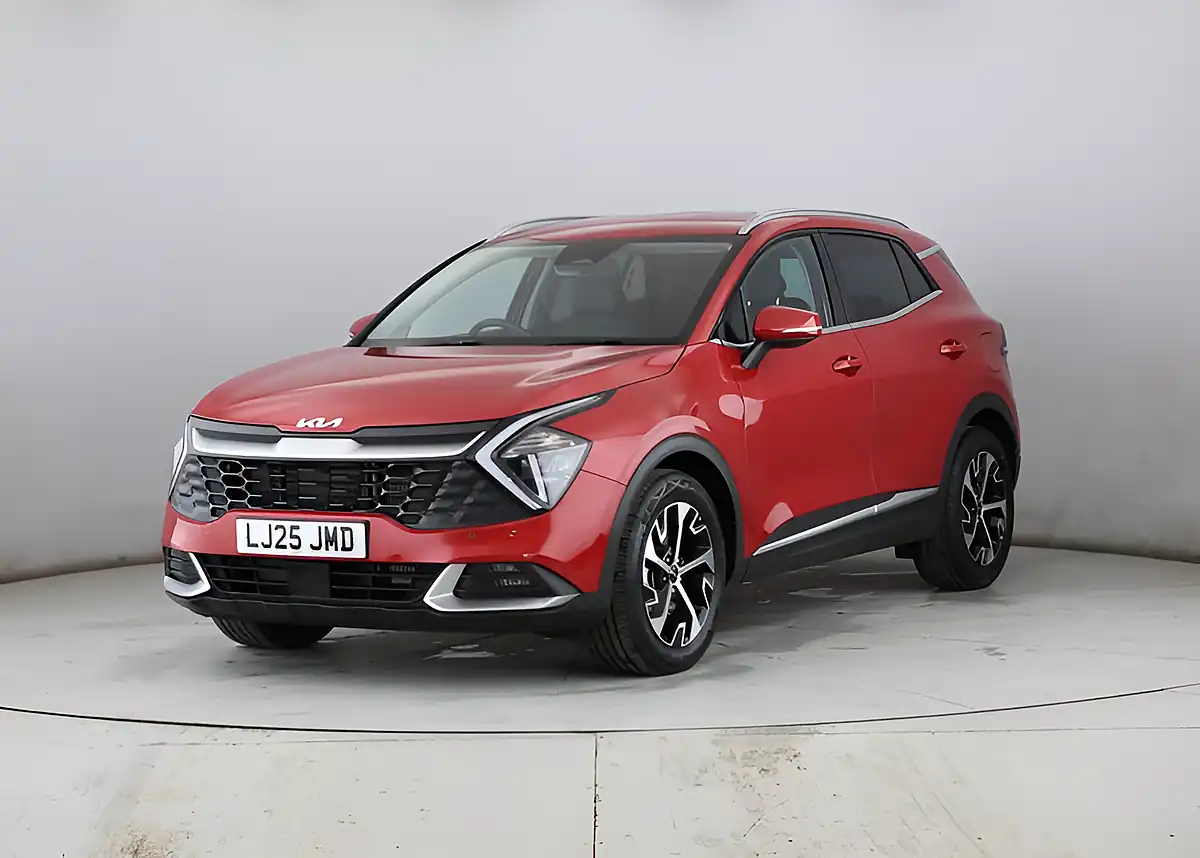 Used 2025 Kia Sportage '3' Red - Interior and Exterior details 6