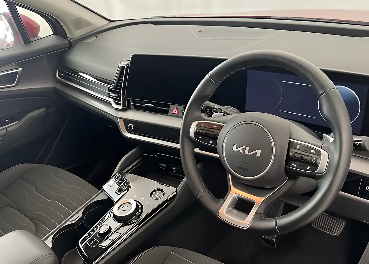 Used 2025 Kia Sportage '3' Red - Interior and Exterior details 7