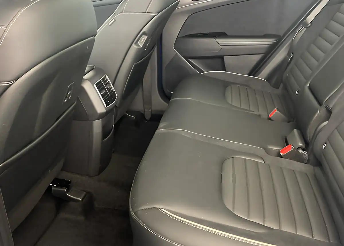 Used 2025 Kia Sportage GT-Line S Blue - Interior and Exterior details 12