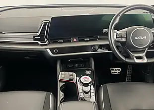 Used 2025 Kia Sportage GT-Line 's' Silver - Interior and Exterior details 9