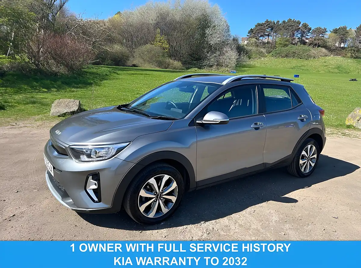 Used 2025 Kia Stonic 2 Grey - Front View