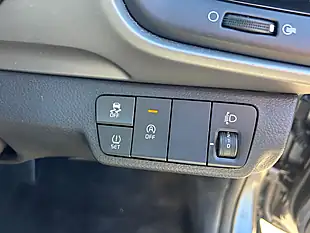 Used 2025 Kia Stonic 2 Grey - Interior and Exterior details 16