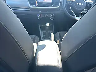 Used 2025 Kia Stonic 2 Grey - Interior and Exterior details 20