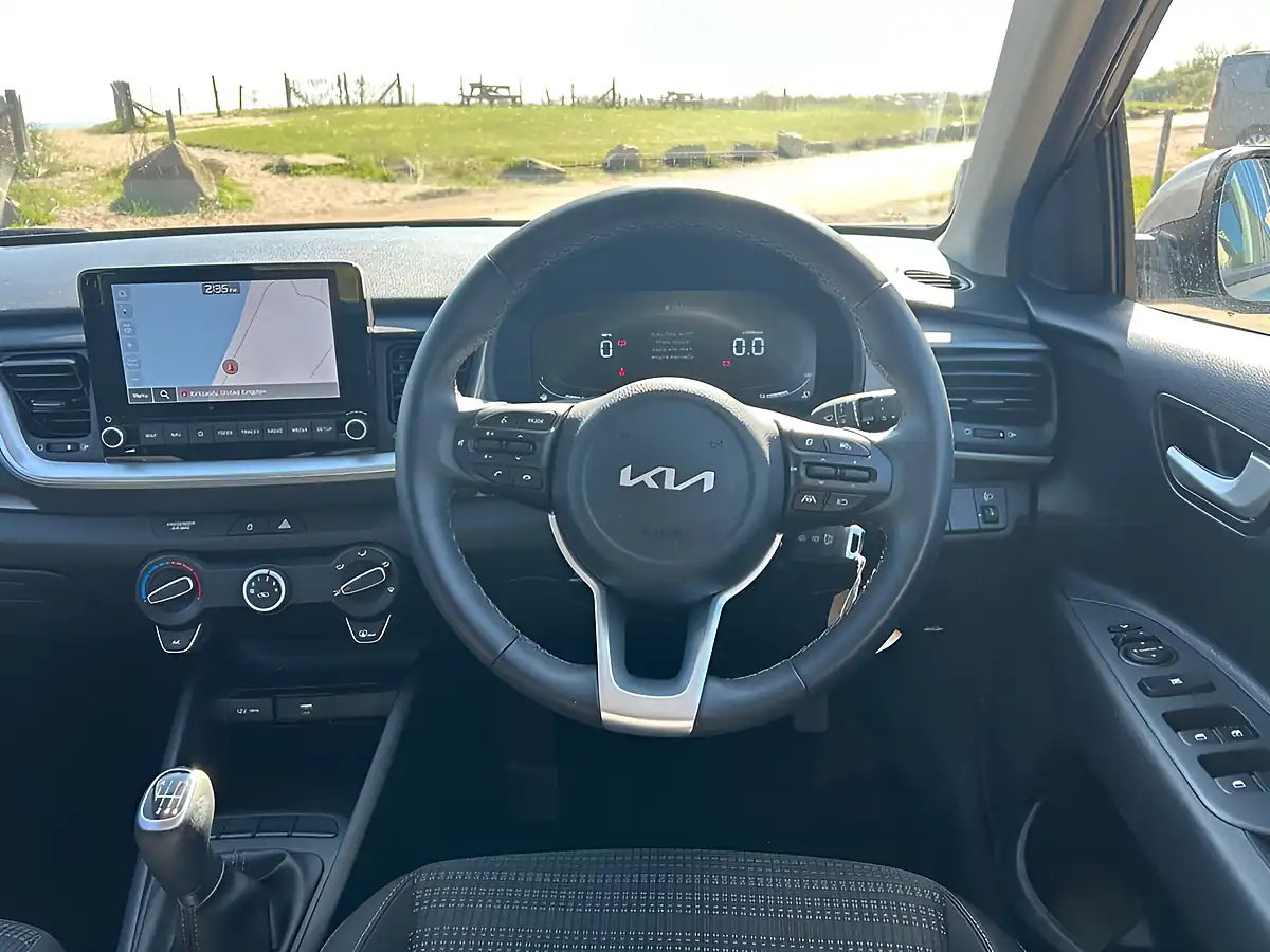 Used 2025 Kia Stonic 2 Grey - Interior and Exterior details 6