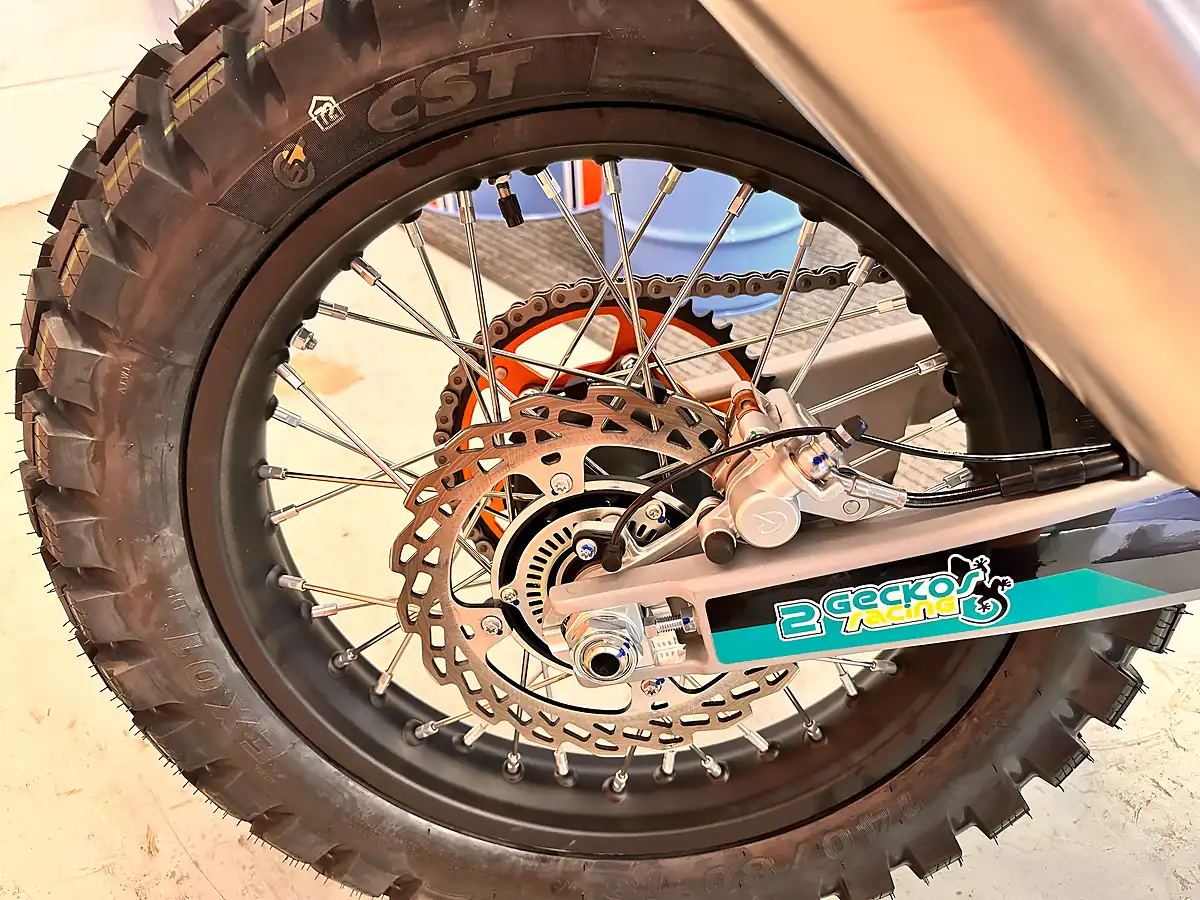 Used 2025 Kove 450 Rally Motorex Edition - Interior and Exterior details 7