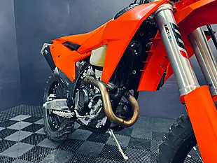 Used 2025 Ktm 250 Exc-F Orange - Interior and Exterior details 10