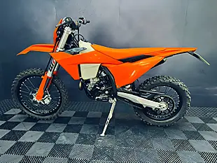 Used 2025 Ktm 250 Exc-F Orange - Interior and Exterior details 3