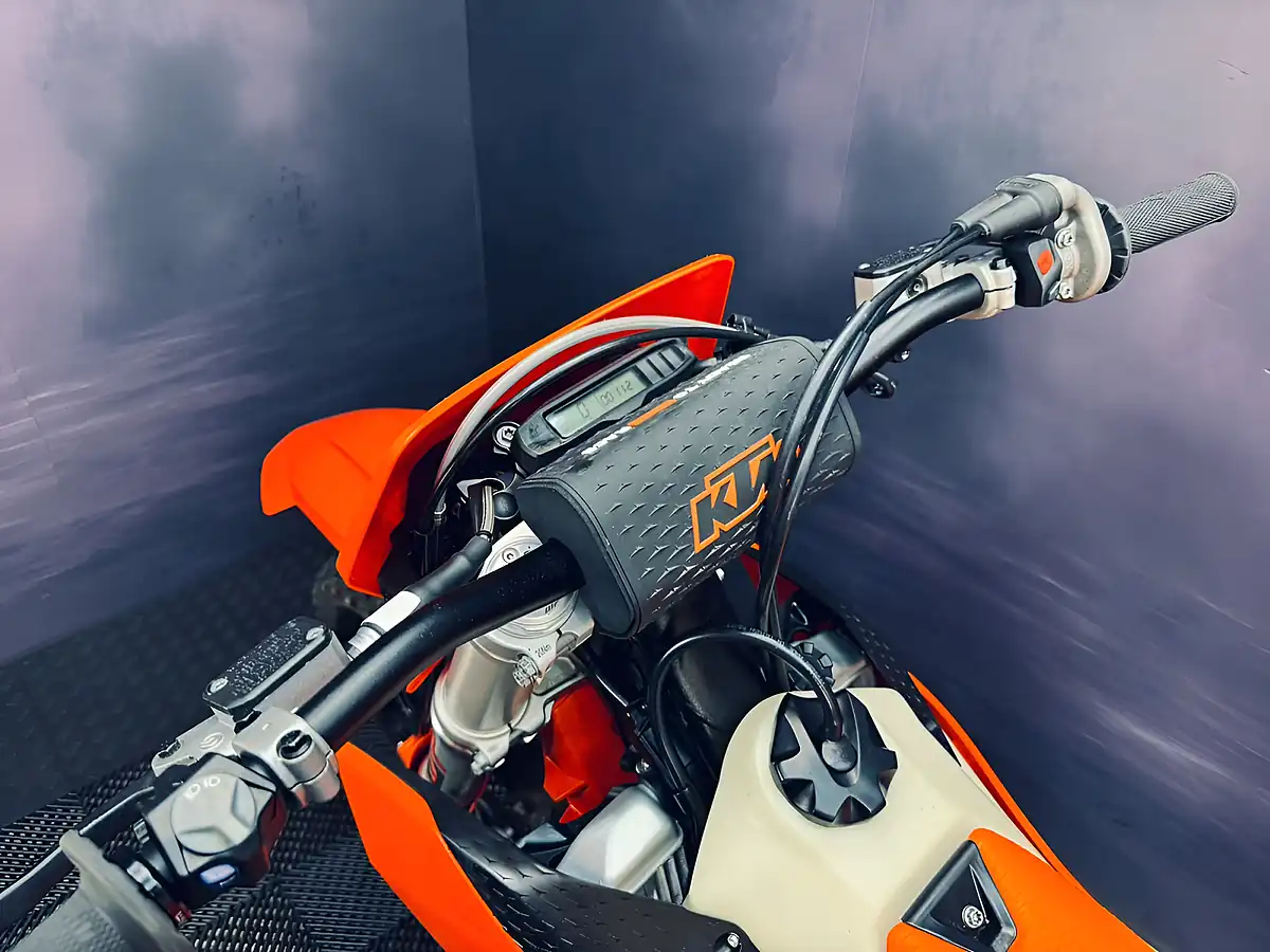 Used 2025 Ktm 250 Exc-F Orange - Interior and Exterior details 7