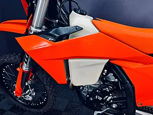 Used 2025 Ktm 250 Exc-F Orange - Interior and Exterior details 9