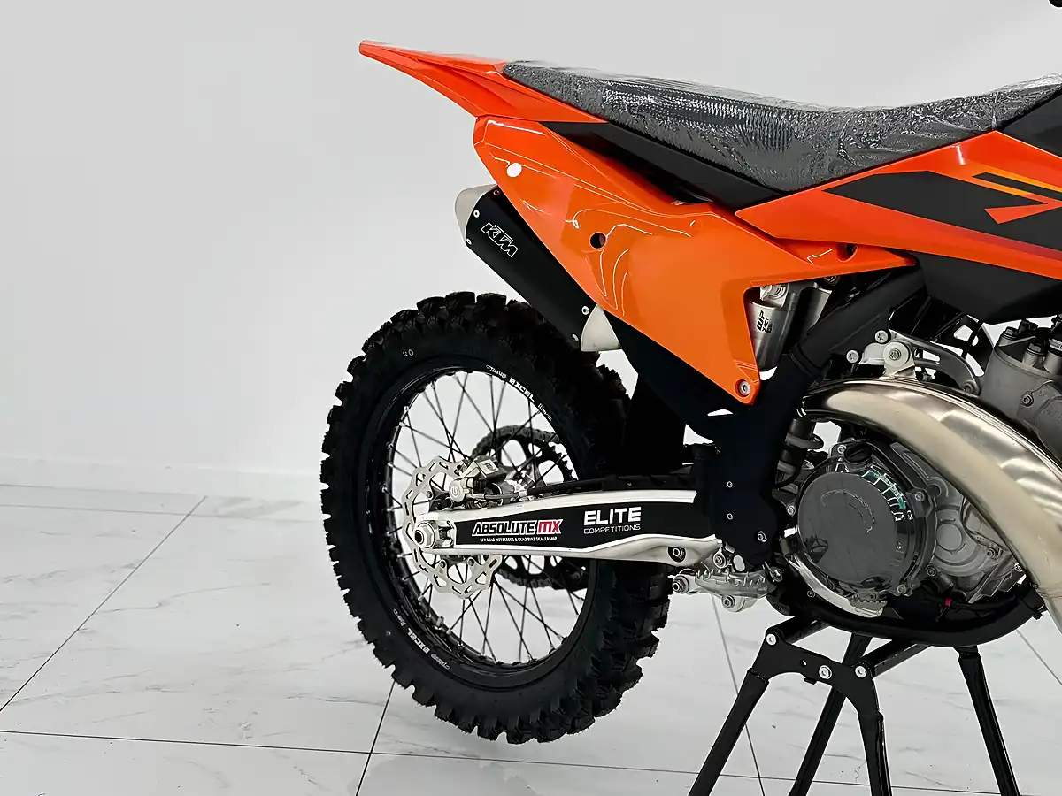 Used 2025 Ktm 250 Sx Scrambler Orange - Interior and Exterior details 8