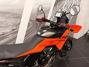 Used 2025 Ktm 390 Adventure X Orange - Interior and Exterior details 4