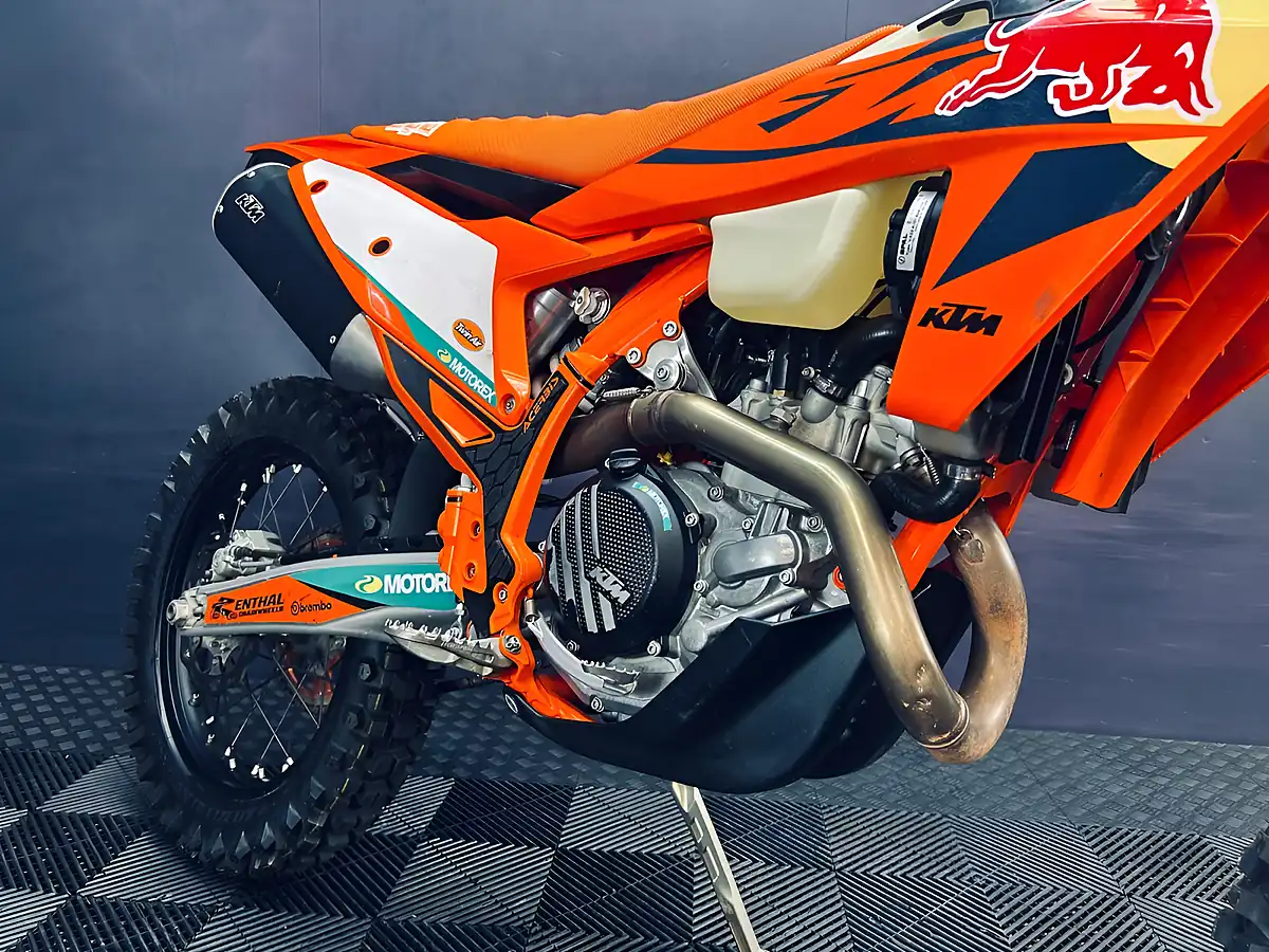 Used 2025 Ktm 450 Exc-F Champion Edition Orange - Interior and Exterior details 10