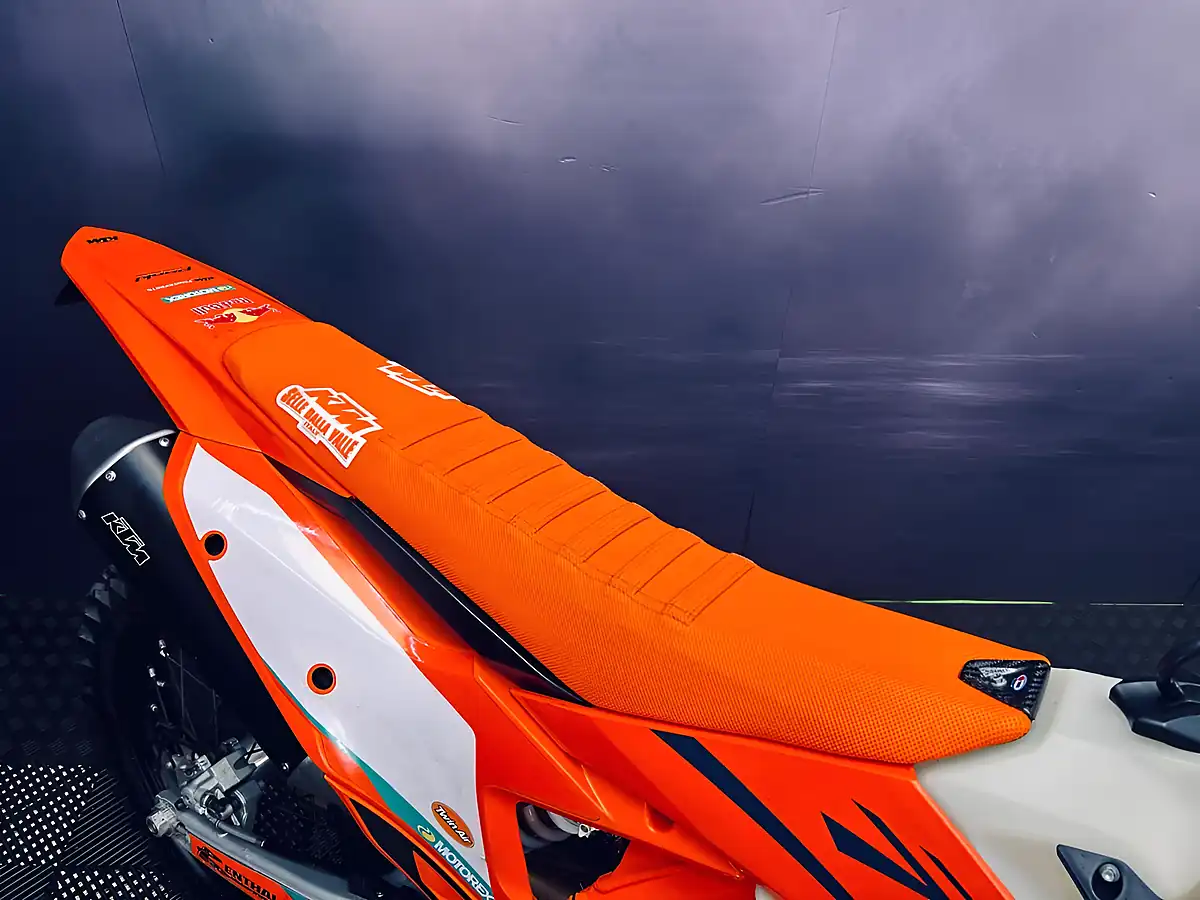 Used 2025 Ktm 450 Exc-F Champion Edition Orange - Interior and Exterior details 13