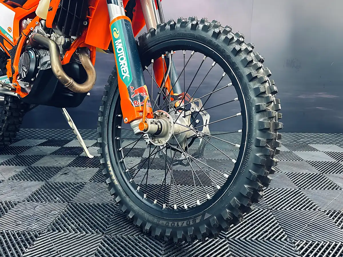 Used 2025 Ktm 450 Exc-F Champion Edition Orange - Interior and Exterior details 15