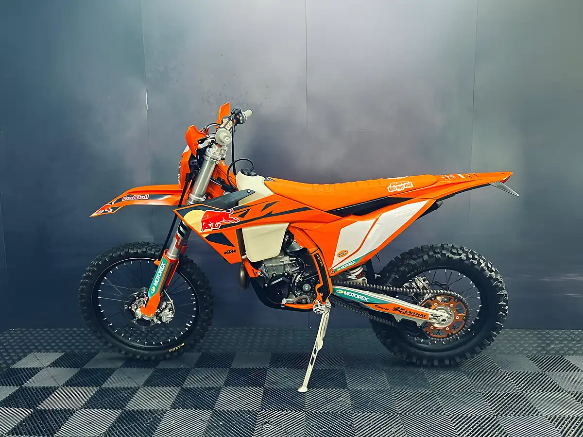 Used 2025 Ktm 450 Exc-F Champion Edition Orange - Interior and Exterior details 3