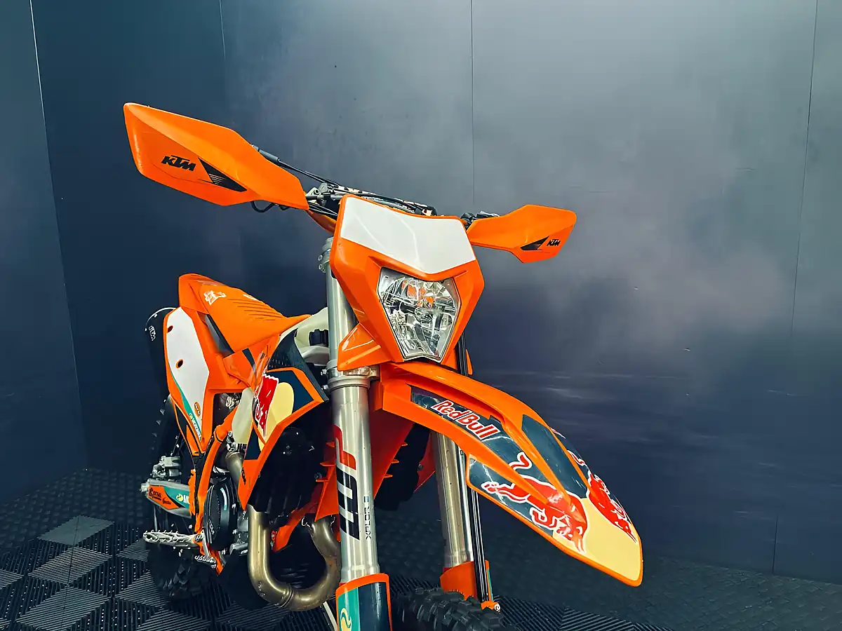 Used 2025 Ktm 450 Exc-F Champion Edition Orange - Interior and Exterior details 7