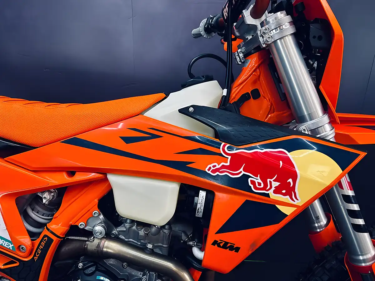 Used 2025 Ktm 450 Exc-F Champion Edition Orange - Interior and Exterior details 9
