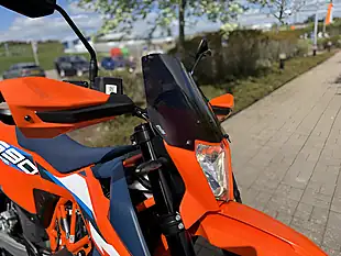 Used 2025 Ktm 690 Smc R Orange - Interior and Exterior details 16