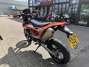 Used 2025 Ktm 690 Smc R Orange - Interior and Exterior details 7