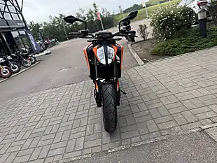 Used 2025 Ktm 790 Duke L 24 Orange - Interior and Exterior details 4