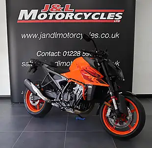 Used 2025 Ktm 990 Duke Full Tech Pack Orange - Interior and Exterior details 3