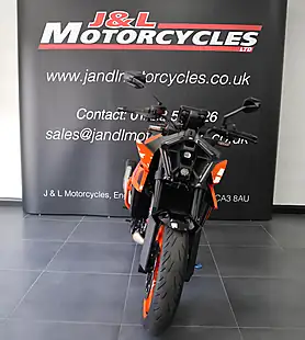 Used 2025 Ktm 990 Duke Full Tech Pack Orange - Interior and Exterior details 4