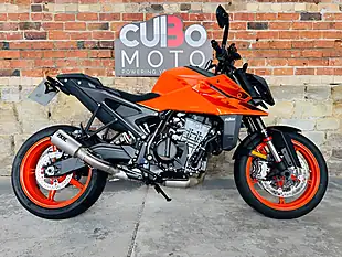 Used 2025 Ktm 990 Duke Orange - Interior and Exterior details 2