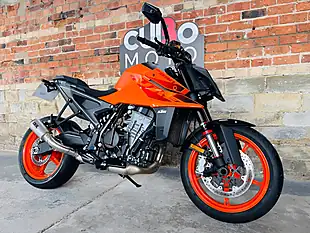 Used 2025 Ktm 990 Duke Orange - Interior and Exterior details 3